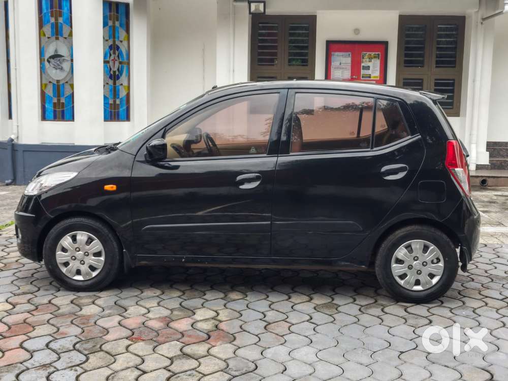 Hyundai I10 Asta 1.2 At With Sunroof, 2010, Petrol