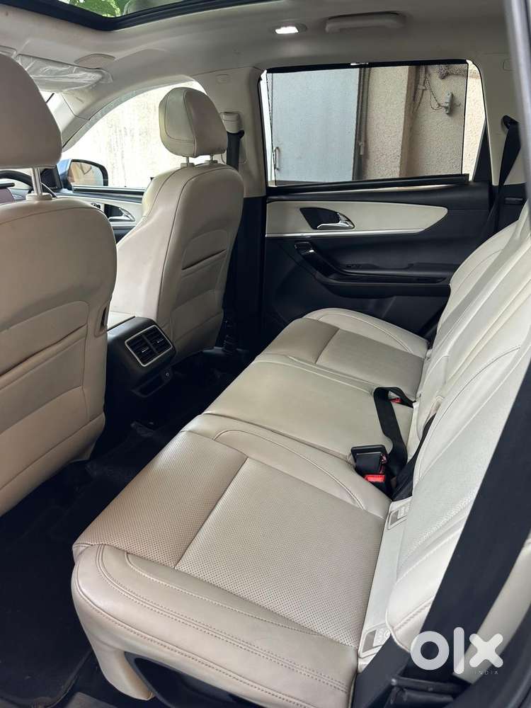 Mahindra Xuv700 2.2 Ax 7 Diesel At Luxury Pack Str, 2022, Diesel