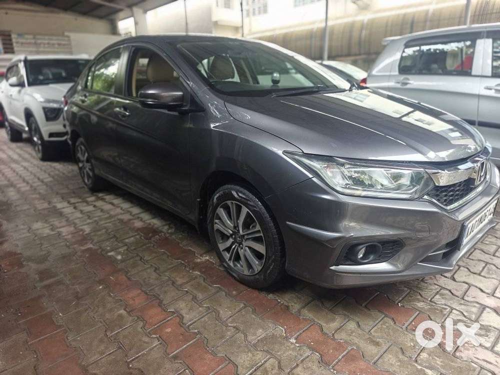 Honda City 1.5 V 4th Gen I-vtec Mt, 2017, Petrol