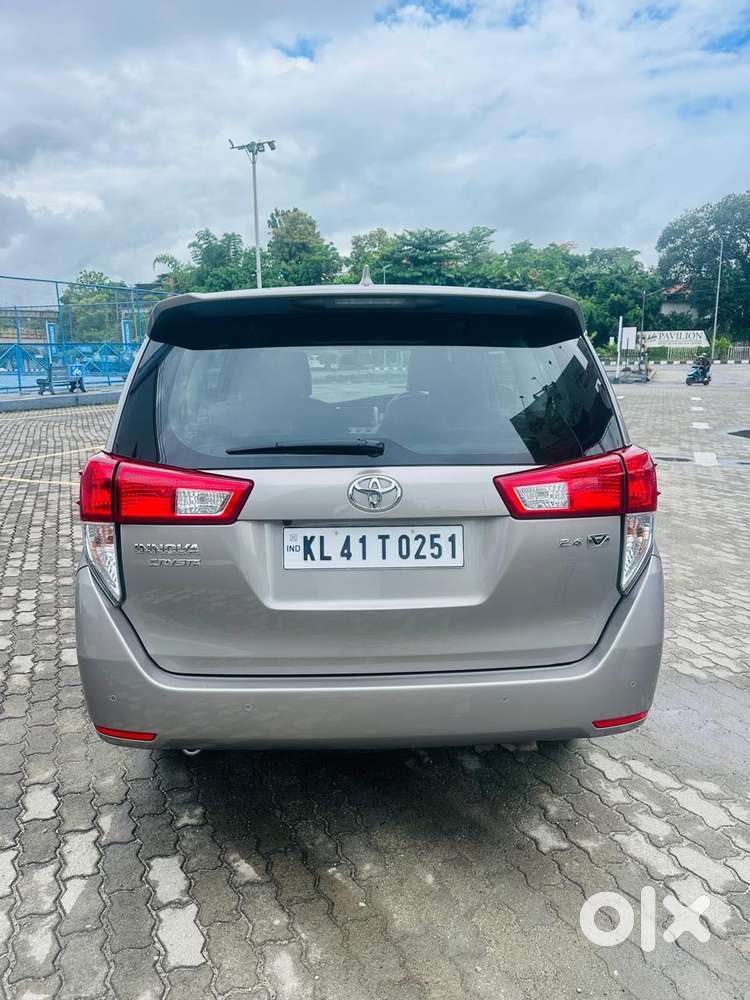 Toyota Innova Crysta 2.4 Gx Limited Edition 7 Str, 2022, Diesel