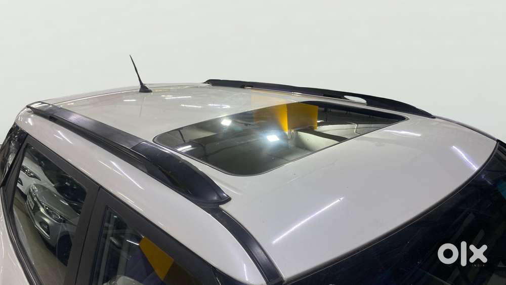 Mahindra Xuv300 W8 Option, 2020, Petrol