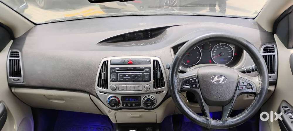 Hyundai I20 Sportz 1.2 Ivt, 2013, Diesel