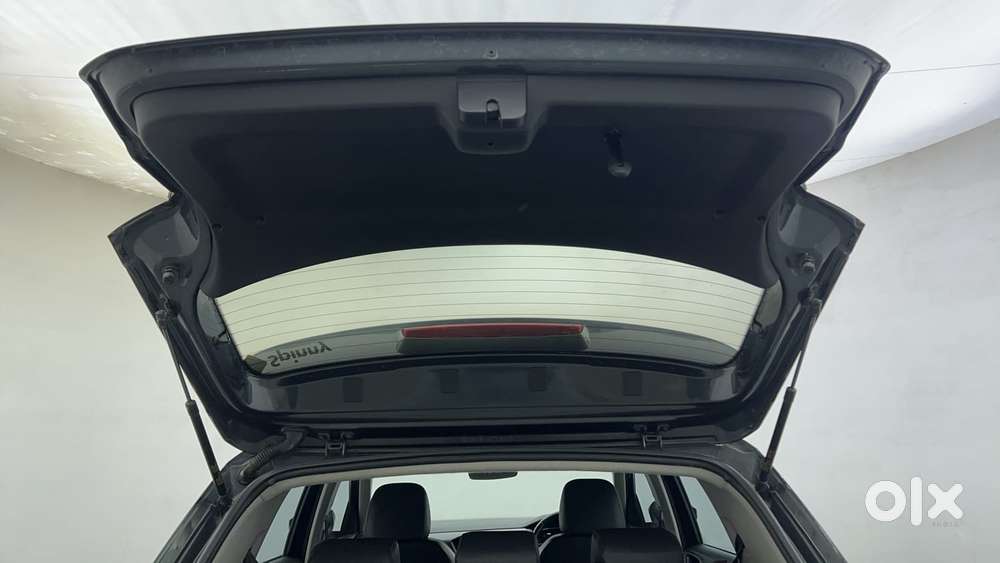 Volkswagen Taigun Topline 1.0 Tsi At (electric Seats), 2022, Petrol