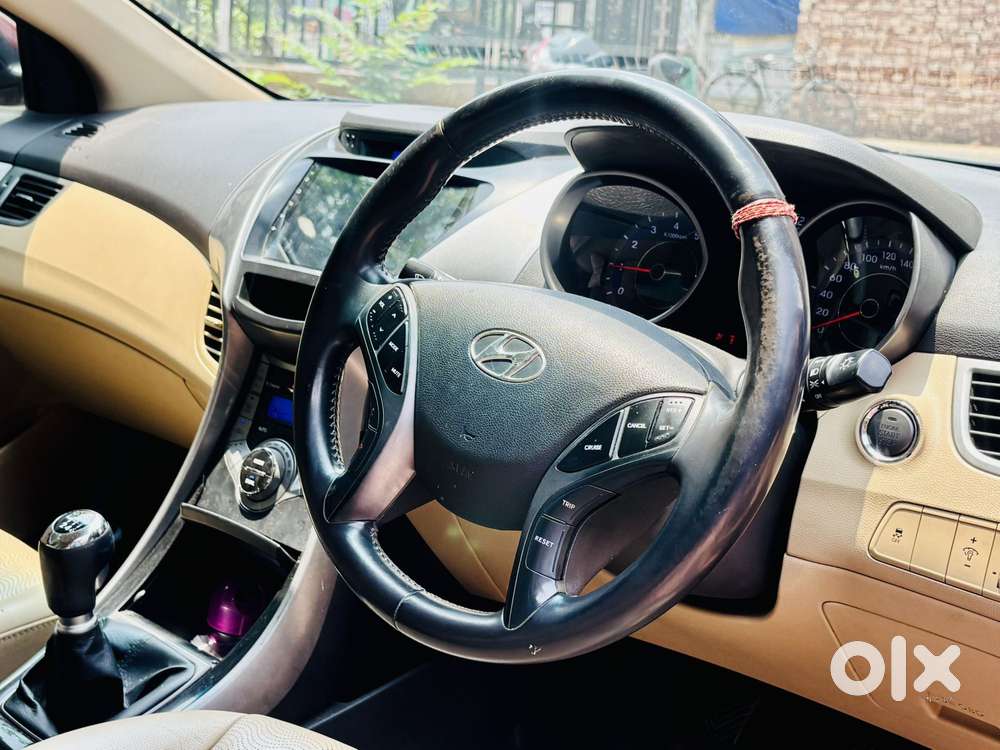Hyundai Elantra 1.8 Sx Mt, 2013, Petrol