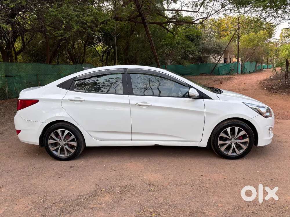 Hyundai Verna 2017 Petrol 72000 Km Driven