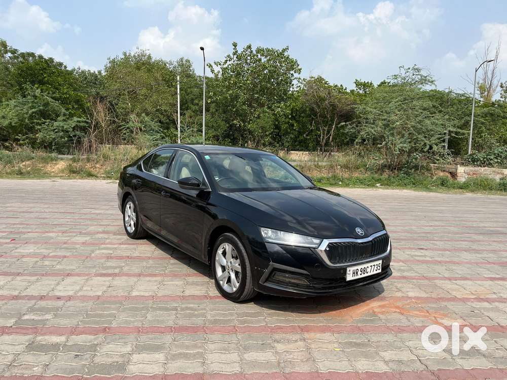 Skoda Octavia 1.8 Tsi At Style, 2021, Petrol