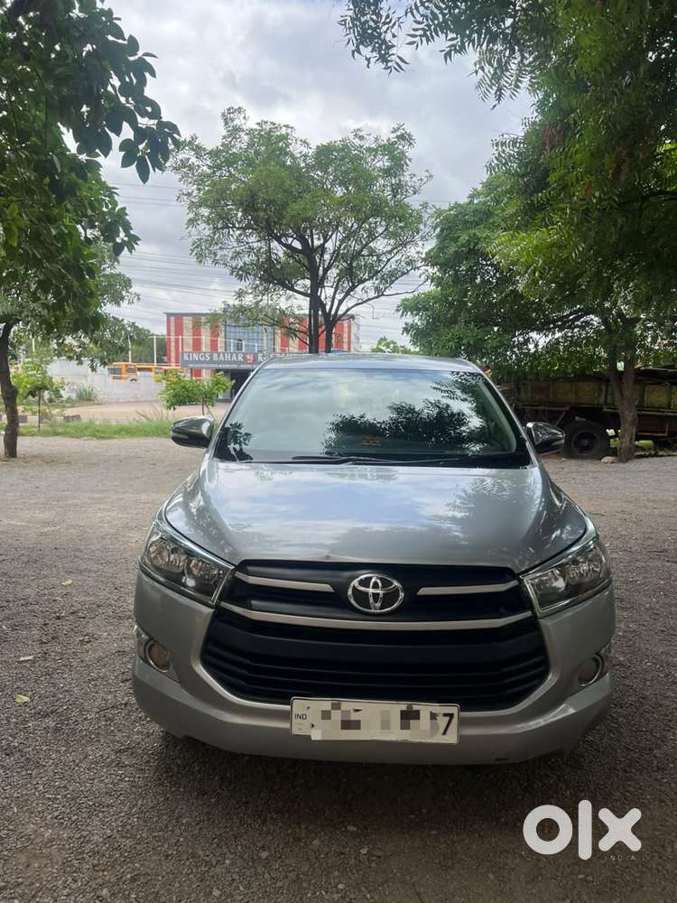 Toyota Innova Crysta 2.4 G Mt 7 Str, 2016, Diesel