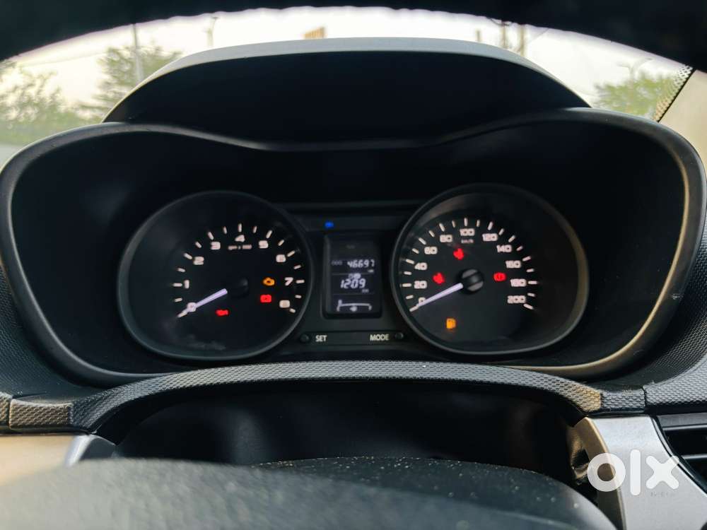 Tata Nexon 1.5 Revotorq Xm (s), 2019, Petrol
