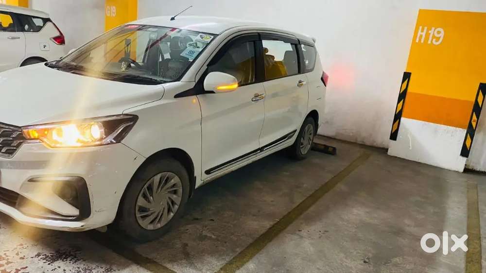 Maruti Suzuki Ertiga 2023 Cng & Hybrids 98700 Km Driven