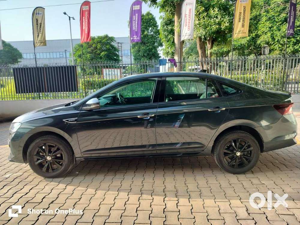 Skoda Slavia Sportline 1.0l Tsi Mt, 2025, Petrol