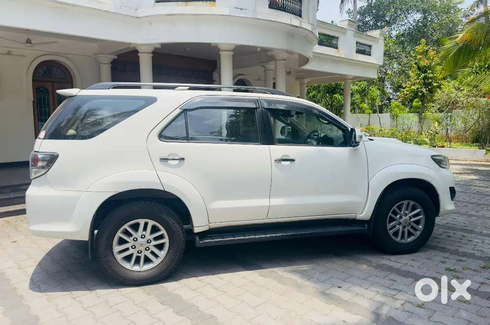 Single Owner Used, Good Condition, Toyota Fortuner For Sale.