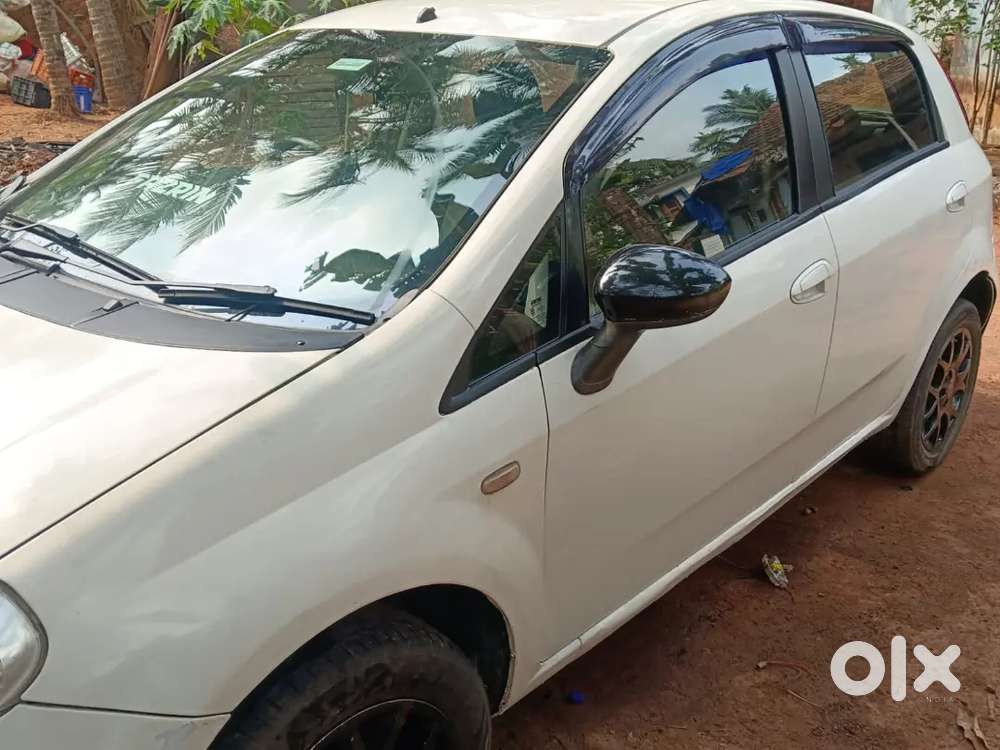 Fiat Punto 2009 Diesel 984646 Km Driven
