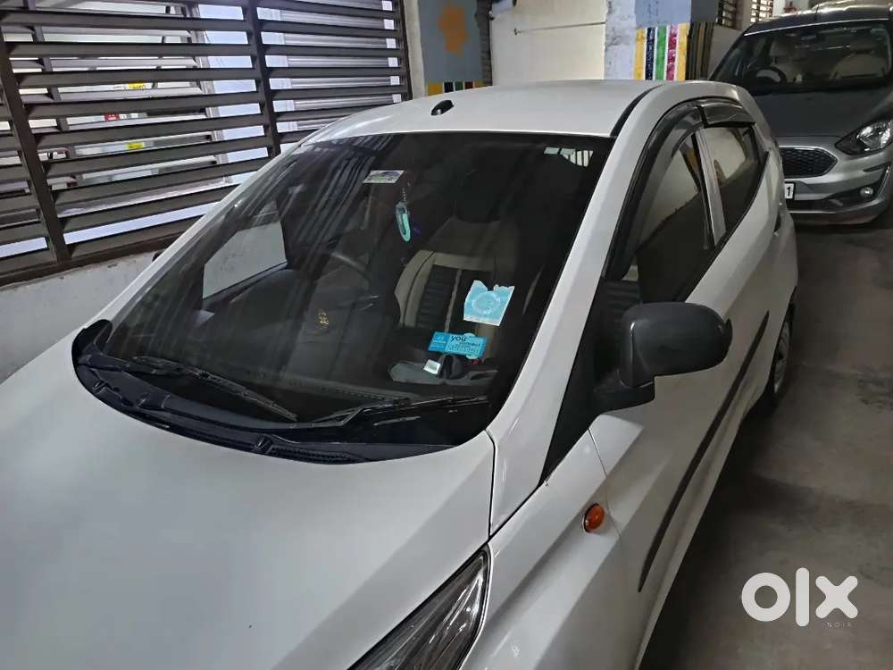 Hyundai Eon Sportz 2017 Petrol Manual