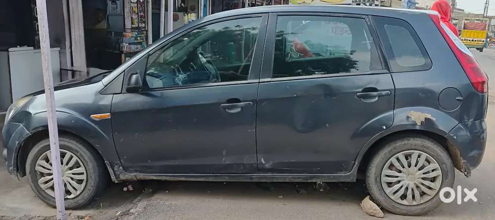 Ford Figo Titanium 1.5l Tdci 2012