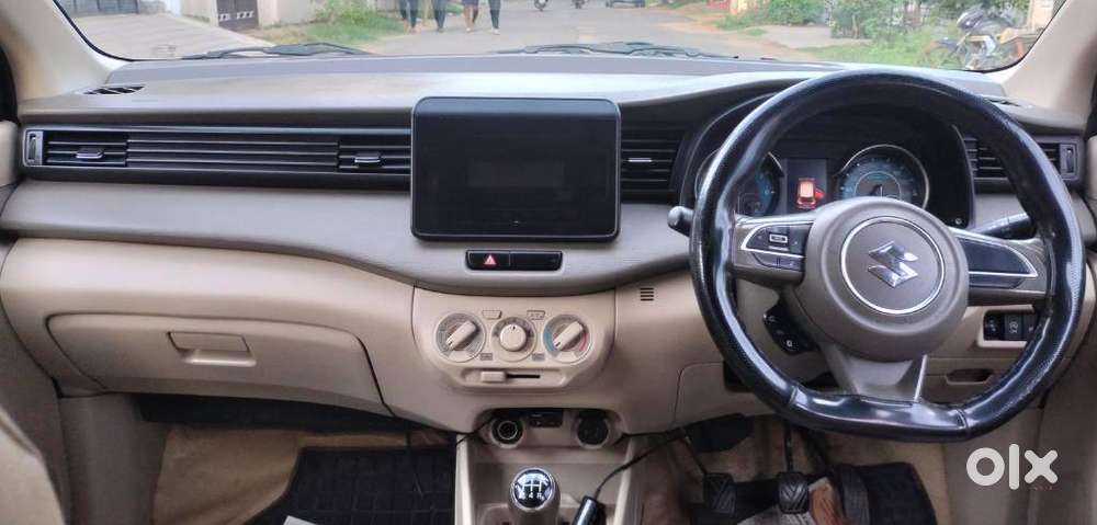 Maruti Suzuki Ertiga 1.5 Vxi, 2021, Petrol