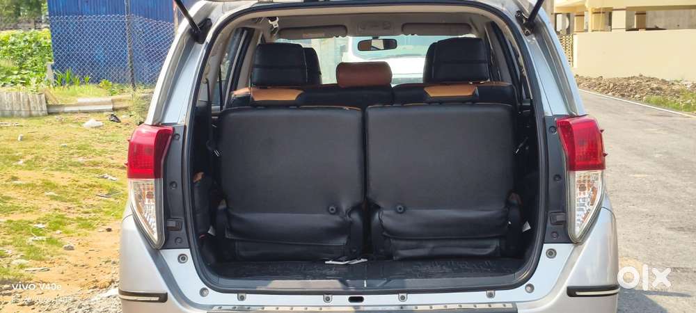 Toyota Innova Crysta 2.4 Gx Mt, 2023, Diesel