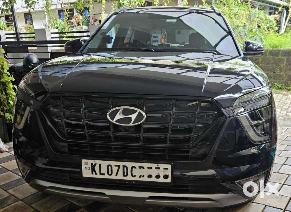 Hyundai Alcazar 2023 Petrol - 5 Year Free Service And All Parts