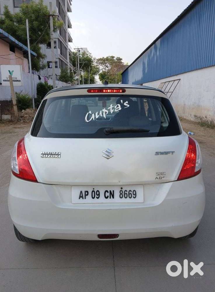 Maruti Suzuki Swift Zxi, 2012, Petrol