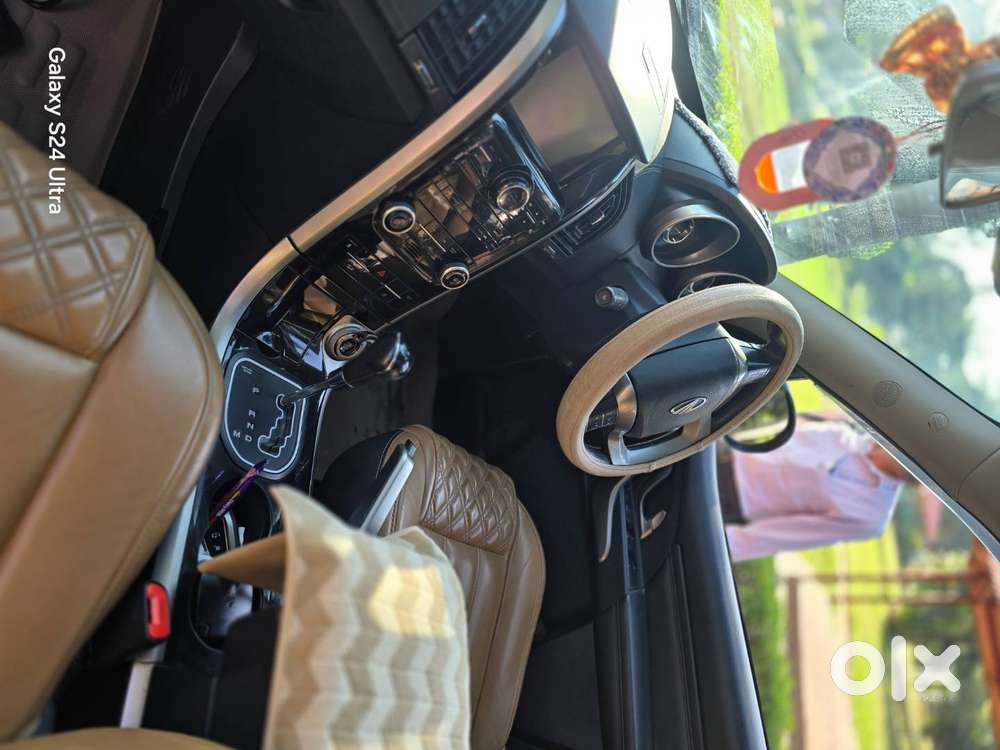 Xuv 500 W11 At Very Very Good Condition.  Going Out Of Country So