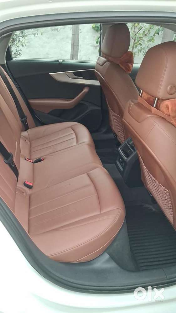 Audi A4 2.0 Premium 40 Tfsi, 2025, Petrol
