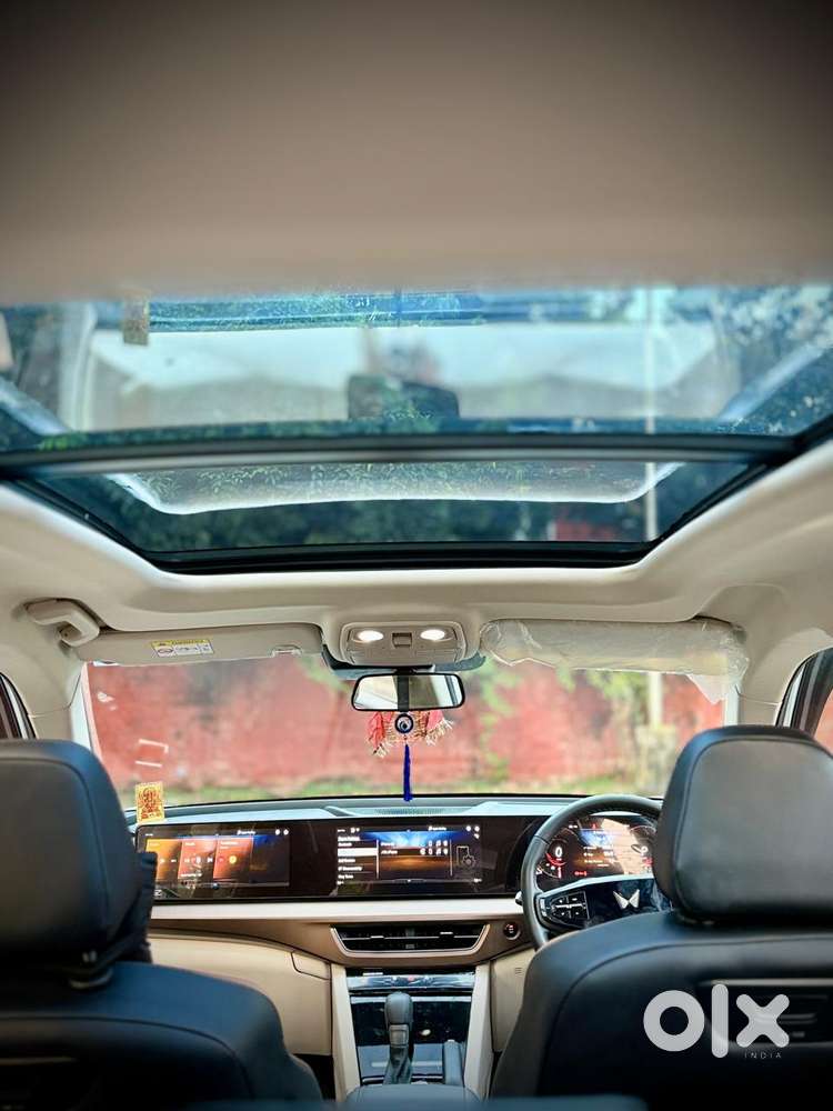 Mahindra Xuv 7xo Ax7l Diesel At, 2026, Petrol