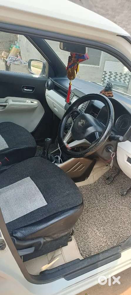 Maruti Suzuki Ignis 2017 Petrol 183000 Km Driven Well Maintained