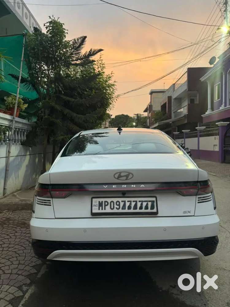 Hyundai Verna 2023 Petrol