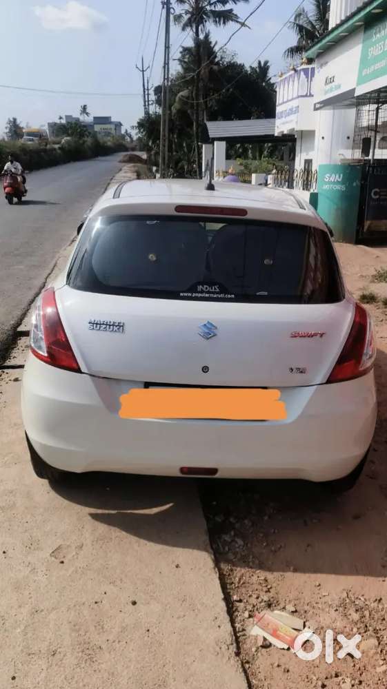 Maruti Suzuki Swift Vxi
