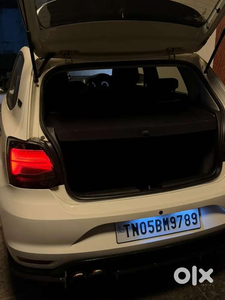 Volkswagen Polo 2017 ( Oct ) Year Car