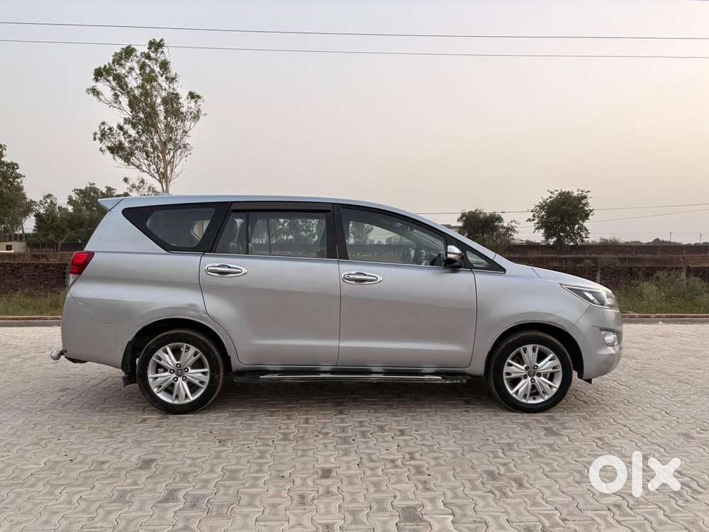 Toyota Innova Crysta 2016 Diesel 190000 Km Driven
