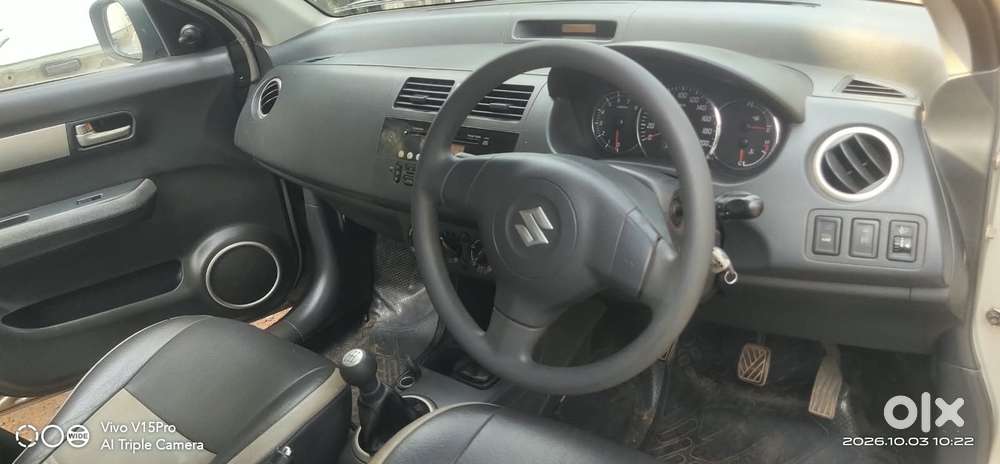 Maruti Suzuki Swift Dzire 1.2 Vxi Bsiv, 2011, Petrol