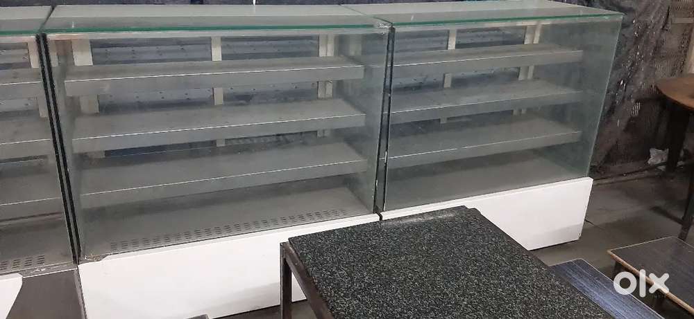 Commercial Refrigerated & Hot Food Display Counters for Sweet Shop