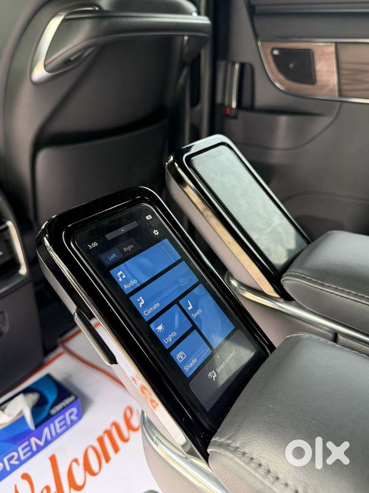 Toyota Vellfire Vip – Executive Lounge, 2025, Petrol