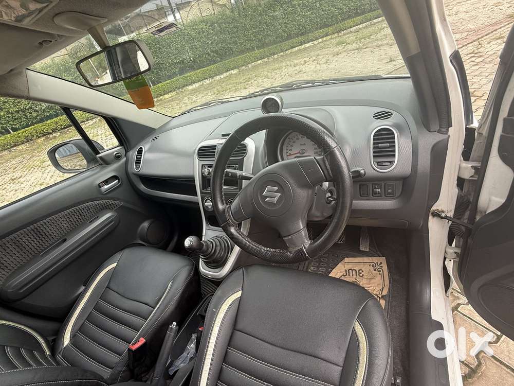 Maruti Suzuki Ritz Vxi, 2012, Petrol