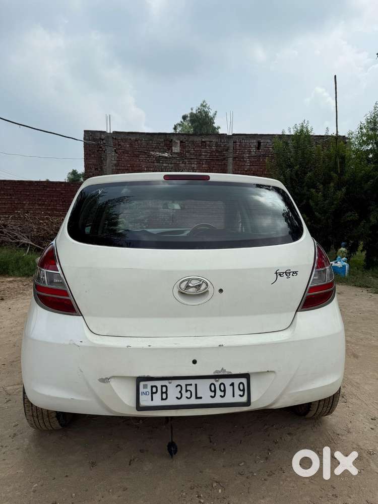 Hyundai I20 Magna 2010 Car