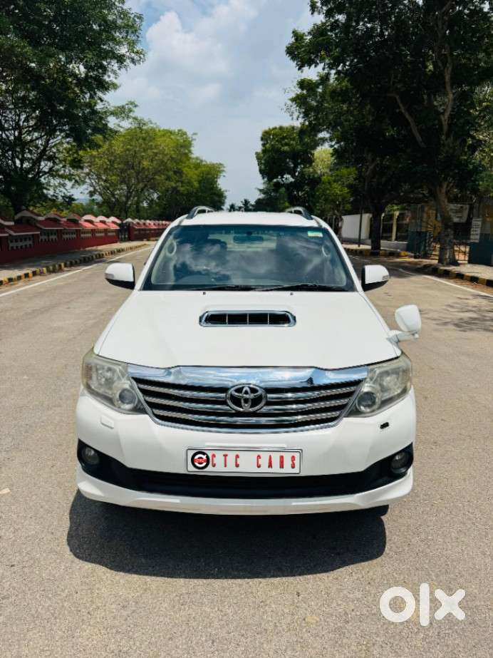 Toyota Fortuner 2011-2016 4x4 Mt, 2012, Diesel