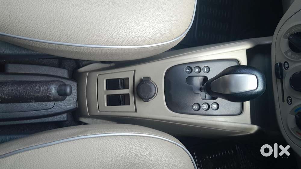 Maruti Suzuki Alto K10 Vxi Amt, 2015, Petrol