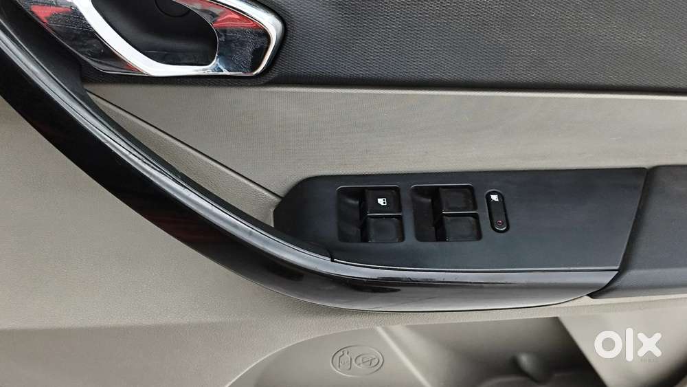 Tata Tiago 1.2 Revotron Xz, 2018, Petrol