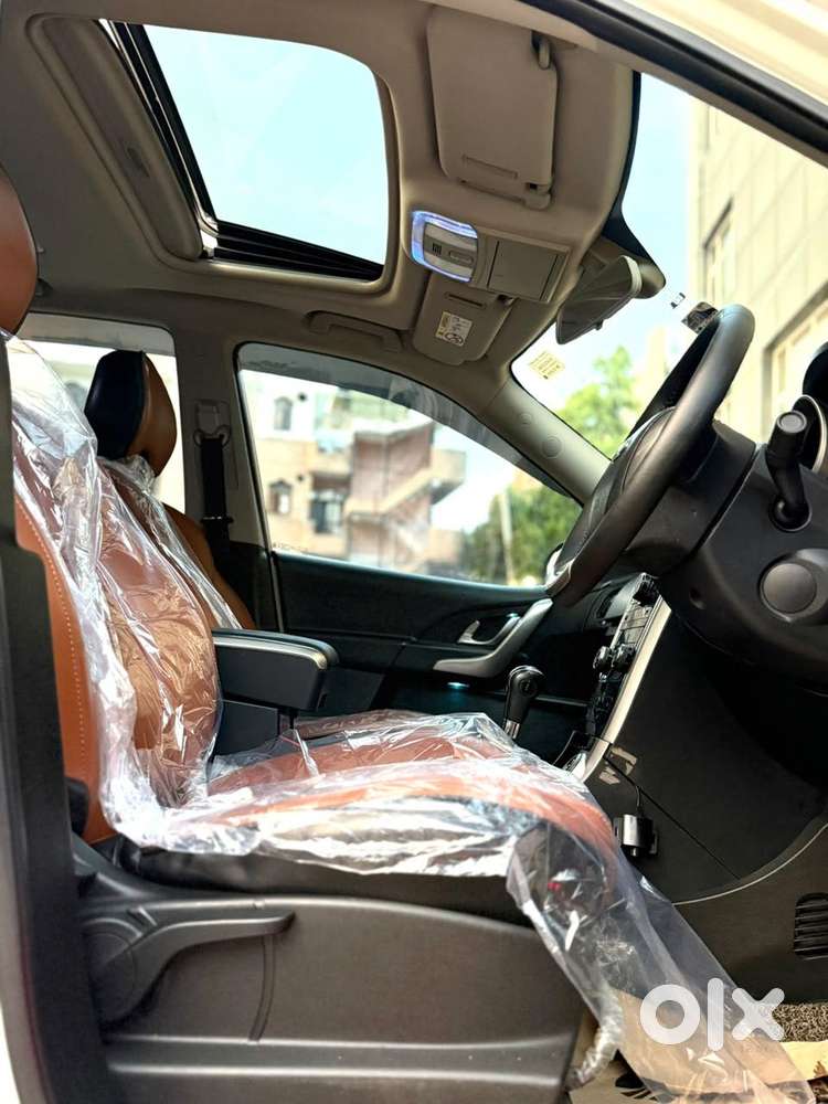 Mahindra Xuv500 W9 At 1.99, 2018, Diesel