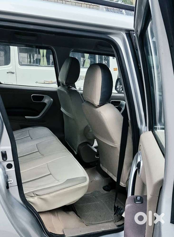 Mahindra Tuv 300 Mhawk100 T8, 2015, Diesel