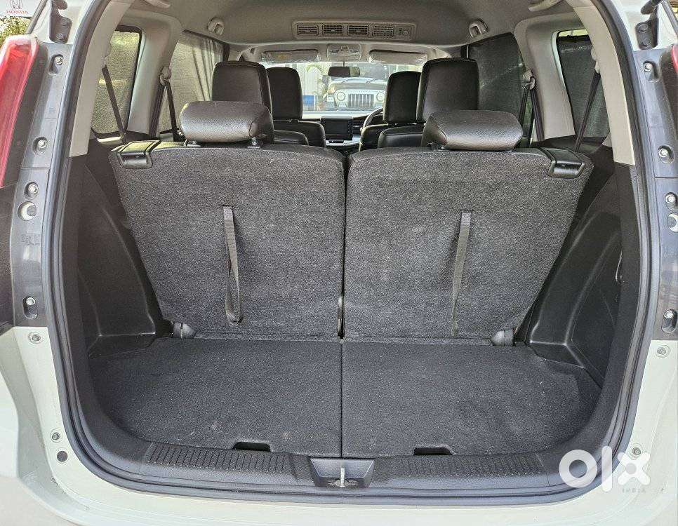 Maruti Suzuki Xl6 1.5 Alpha Mt, 2021, Petrol