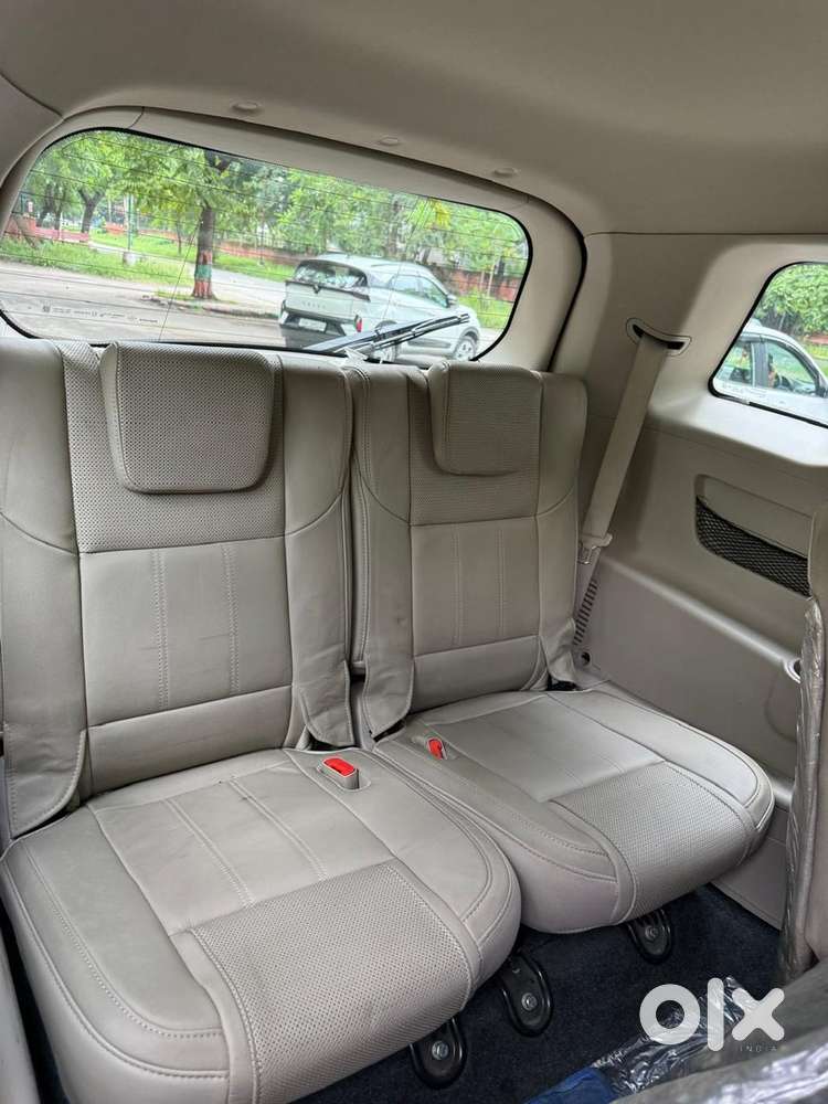 Xuv50 Diesel 2016 W8 1st Owner Paid 0065