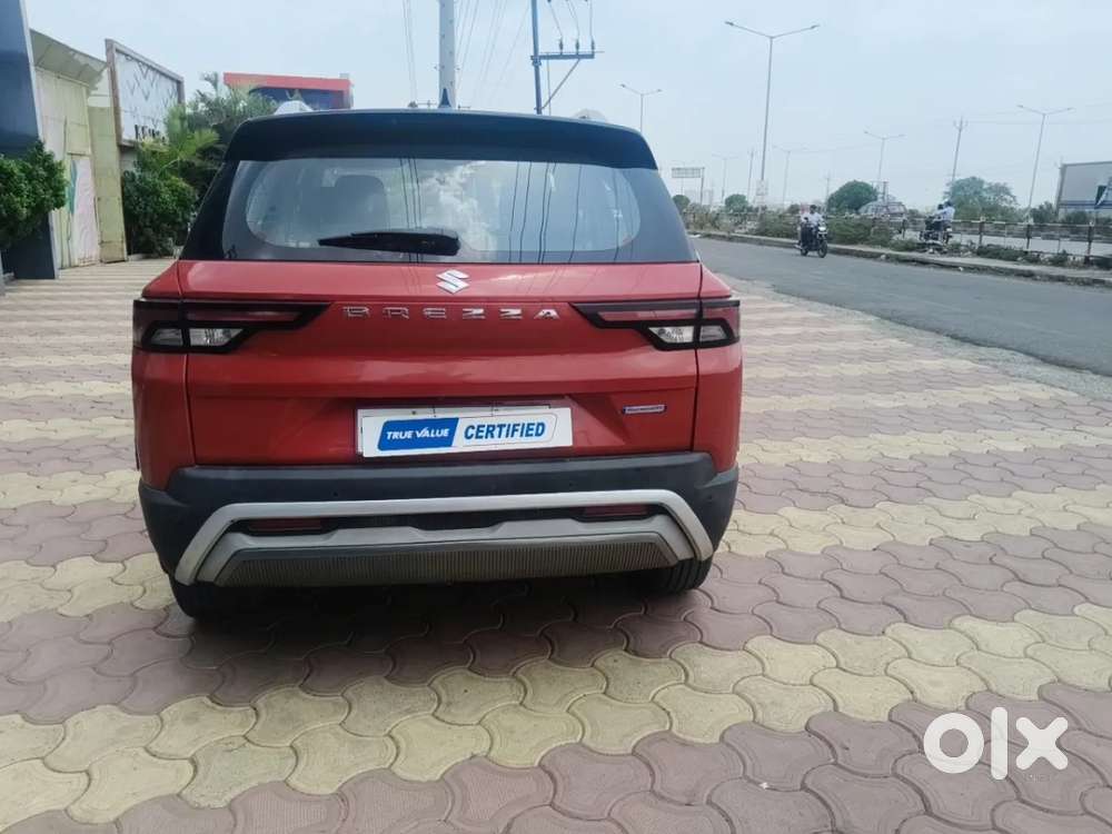 Maruti Suzuki Brezza 1.5 Zxi Plus Smart Hybrid Dual Tone, 2022, Petr..