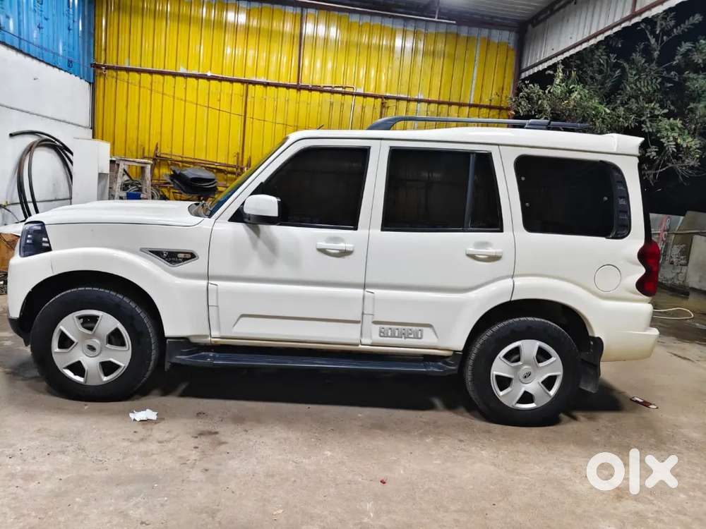 Mahindra Scorpio Classic 2018 Diesel 101532 Km Driven