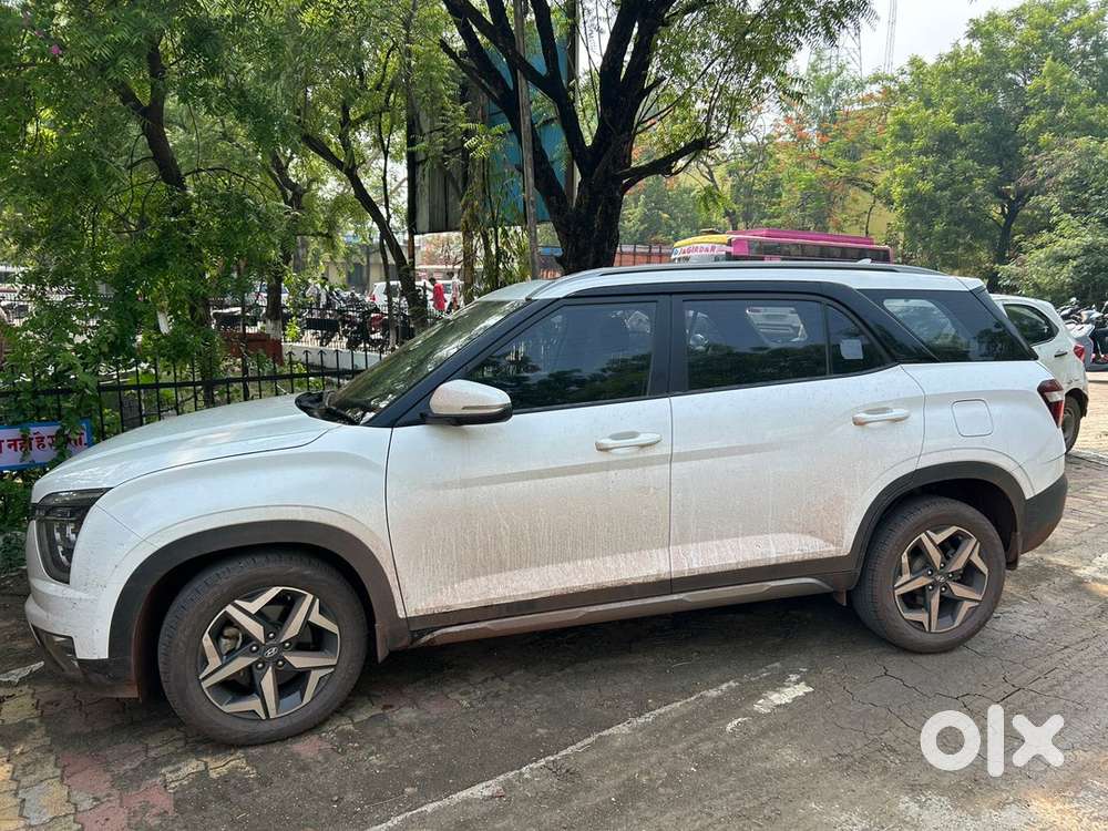 Hyundai Alcazar 2022 Diesel Well Maintained