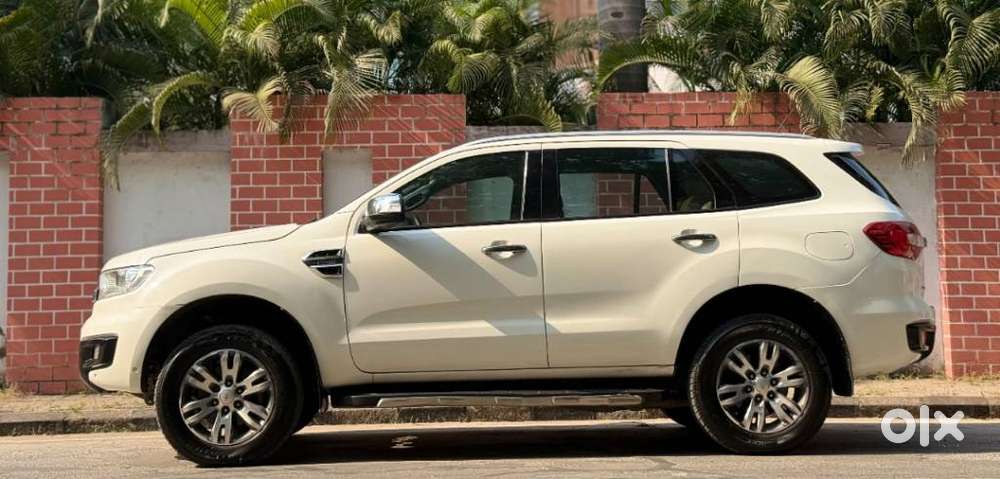 Ford Endeavour 3.2 Titanium At 4x4, 2017, Diesel