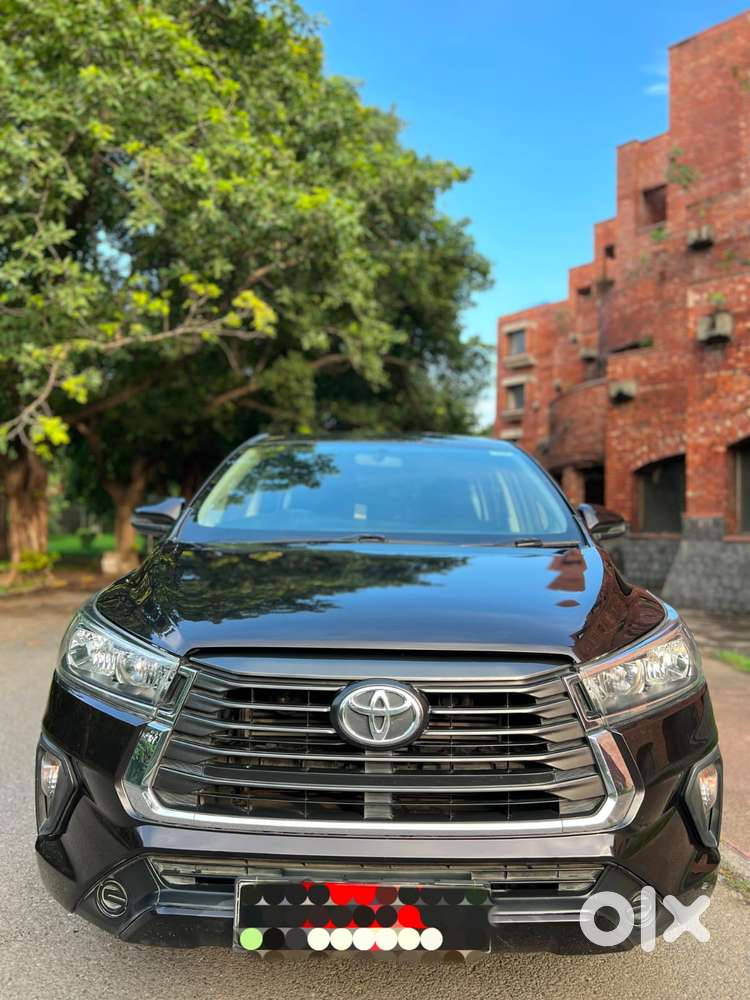 Toyota Innova Crysta [2020-ongoing] 2.4 Gx At 7 Str, 2022, Diesel