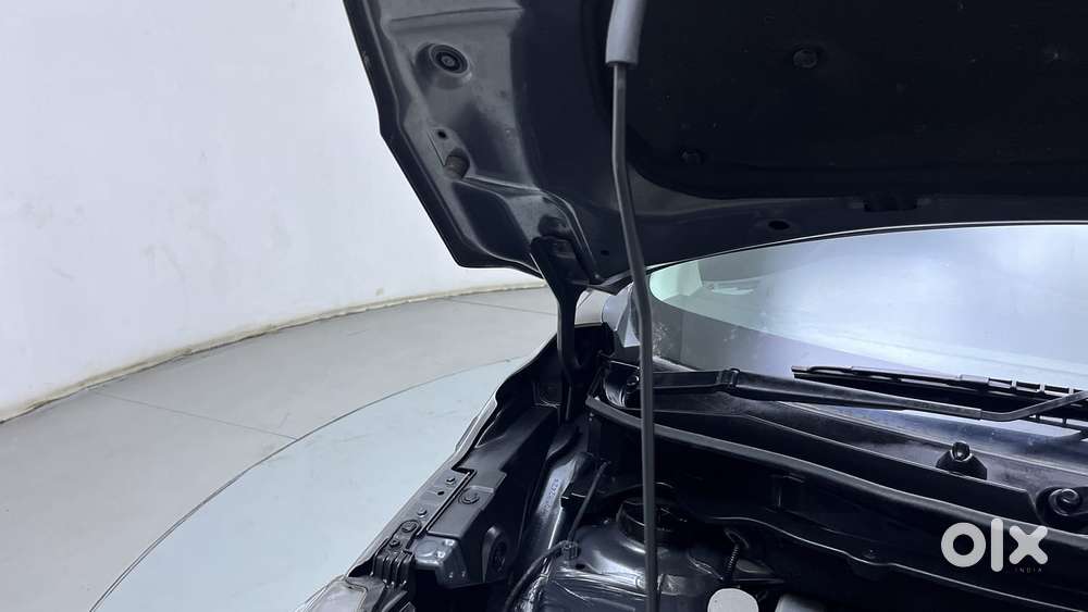Maruti Suzuki Xl6 1.5 Zeta At, 2021, Petrol