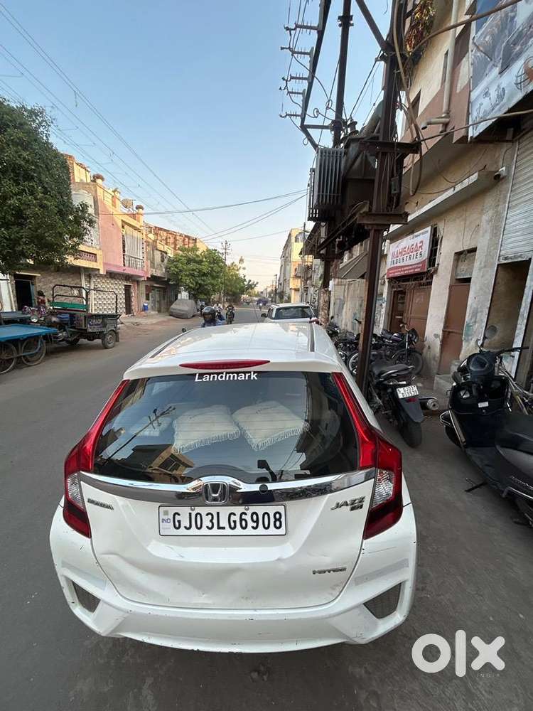 Honda Jazz 2020 Diesel 108500 Km Driven