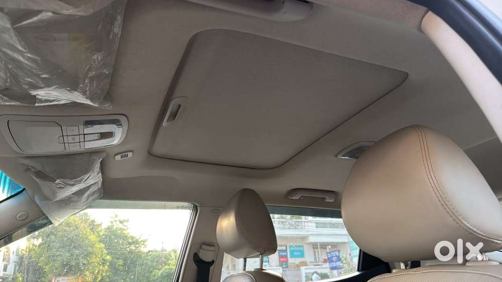 Mahindra Xuv300 2022 Diesel Well Maintained